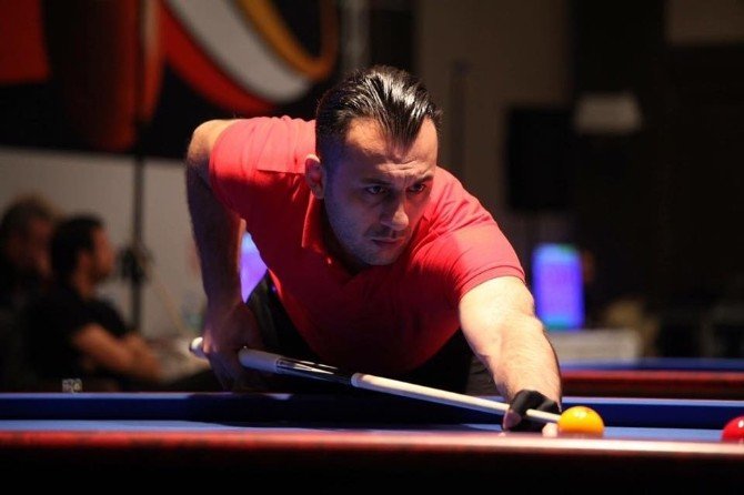 Bilardo Şampiyonu Destek Bekliyor