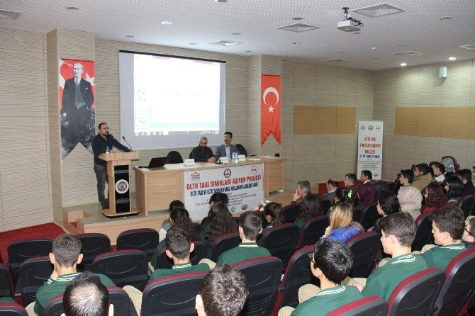 Oltu Kaymakamlığının Yürüttüğü Proje Kapsamında Oltu Taşı Paneli Yapıldı