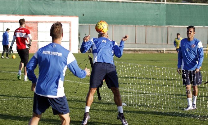 Antalyaspor’da Kasımpaşa Maçı Hazırlıkları Başladı