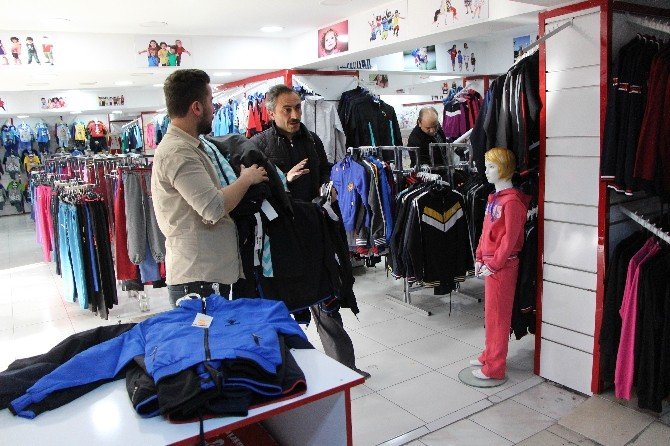 Bolu Polisinde Sahte Ürün Satan Mağazalara Baskın