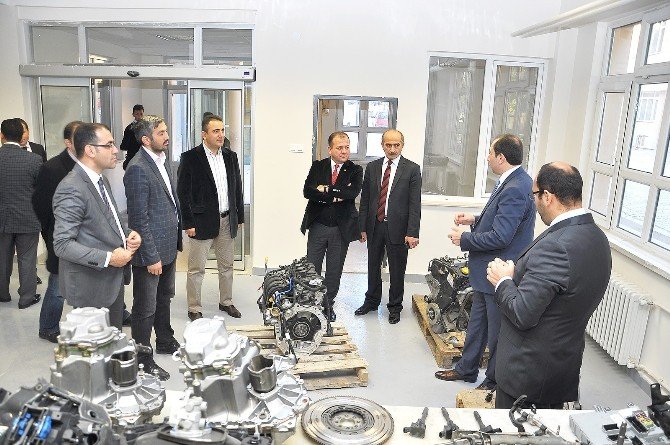 Çorum’un Ara Eleman İhtiyacını Hitit Üniversitesi Karşılayacak