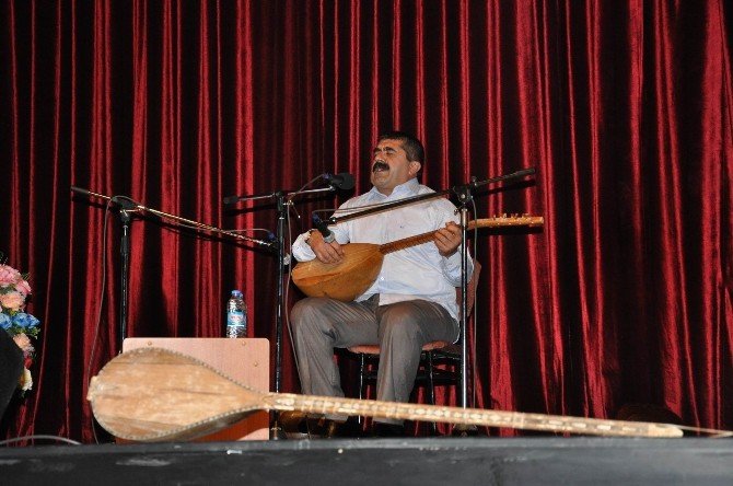 Ünlü Halk Ozanlarının Bağlamalarıyla "4 Saz, Bir Usta" Konseri