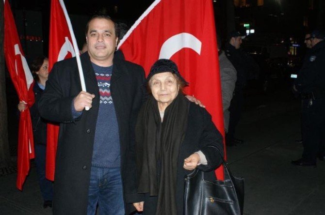 Abd’de Yaşayan Türklerden Obama’ya "Pyd" Uyarısı
