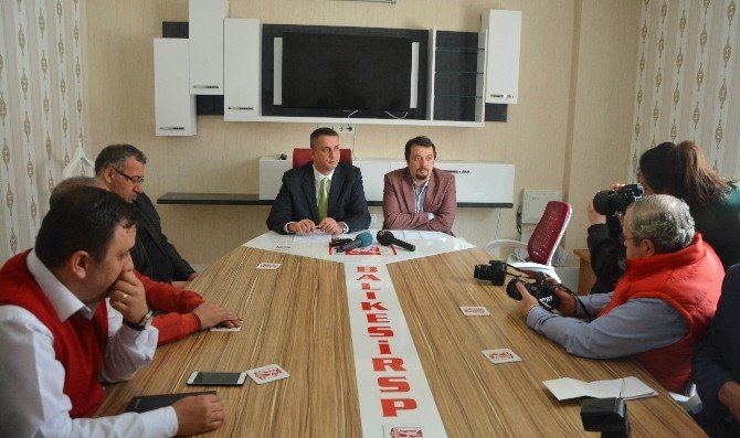 Balıkkesirspor Yönetimi, Eski Yönetim Hakkında Suç Duyurusunda Bulundu