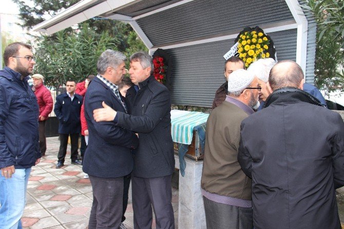 Kdz. Ereğli Belediyesi İtfaiye Amiri Annesini Kaybetti