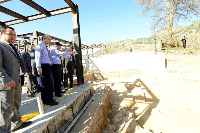 Pamukkale’de Demir Çağ Dönemine Ait Pişmiş Toprak Kaplar Bulundu