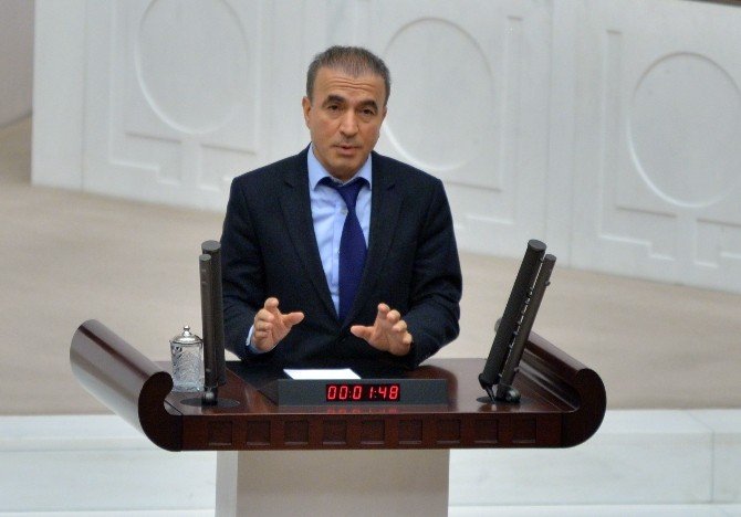 Sokağı İşaret Eden Hdp’li Vekile Cevap Ak Parti’li Bostancı’dan Geldi