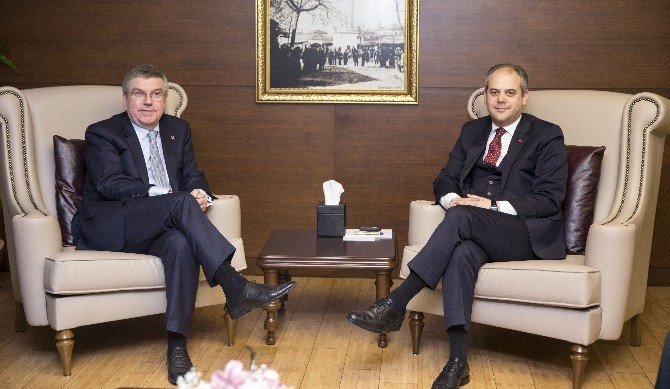 Bakan Çağatay Kılıç, Ioc Başkanı Thomas Bach İle Bir Araya Geldi