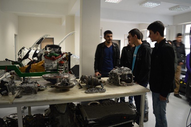 Hitit Üniversitesi Kargı Fen Lisesi’ni Misafir Etti