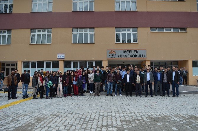 Hitit Üniversitesi Kargı Fen Lisesi’ni Misafir Etti