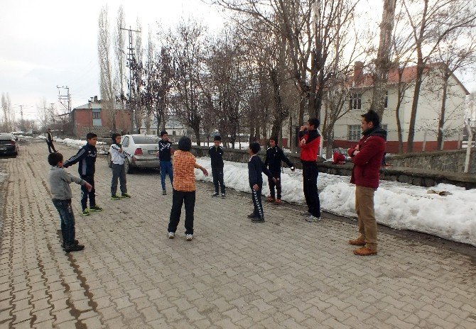 Şampiyon Sporcudan Destek Çağrısı