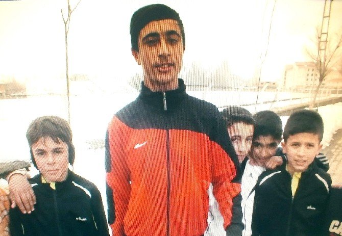 Şampiyon Sporcudan Destek Çağrısı