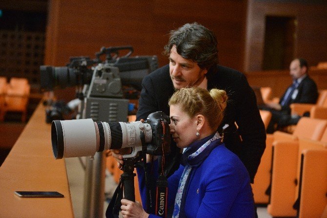 Milletvekili Foto Muhabiri Oldu