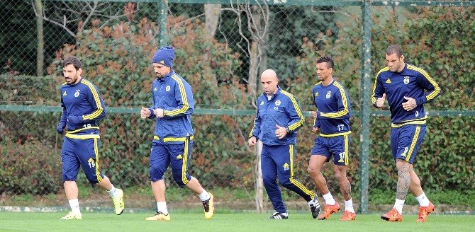 Fenerbahçe, Akhisar Belediyespor Maçı Hazırlıklarını Tamamladı