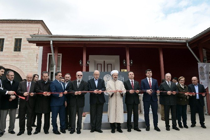 Küfi Hat, Türünde Dünyanın En Kapsamlı Sergisi