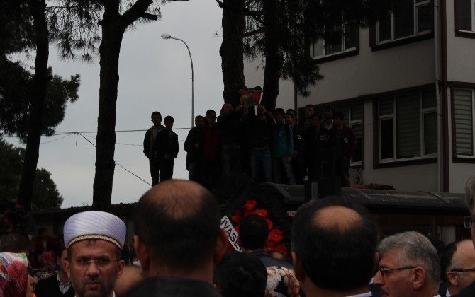 Ünyeli Gençlerden Terör Tepkisi
