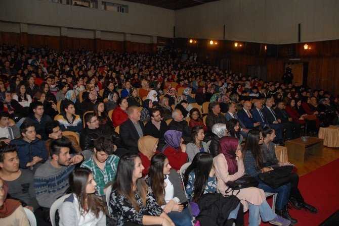 Çorum Belediyesi’nden Sınav Öncesi Öğrencilere Moral