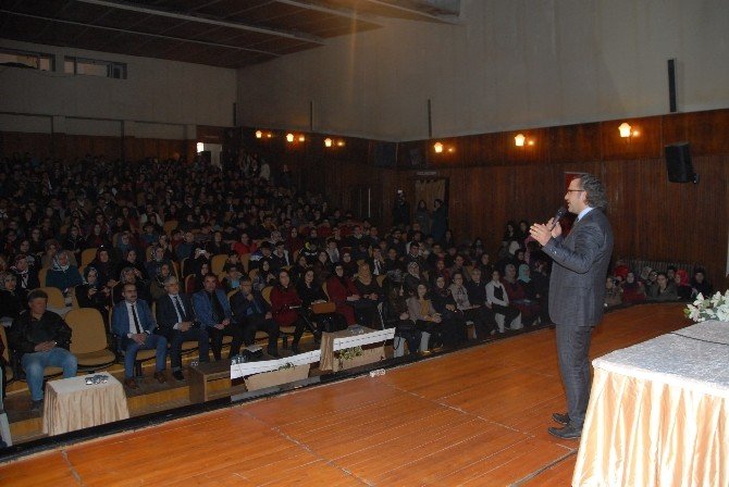 Çorum Belediyesi’nden Sınav Öncesi Öğrencilere Moral