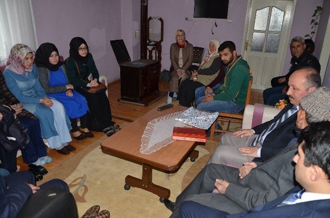 Osmancık Kyk’dan Şehit Ailelerine Ziyaret