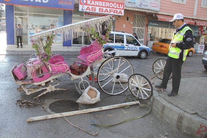 Otomobil Faytona Çarptı: 1 Yaralı