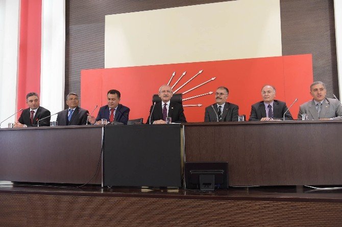 Kılıçdaroğlu: "Ben Dahil Bütün Dokunulmazlık Dosyalarını Getirin Meclis’e"