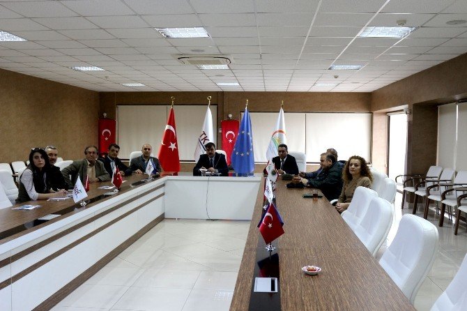 Giresun’da Meyve Ve Sebze İşleme Sektörü İle İlgili Çalıştay Düzenlendi