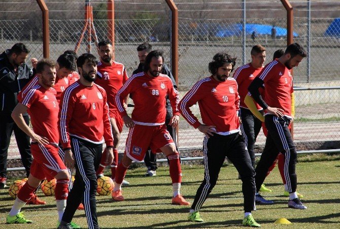 Medicana Sivasspor, Kasımpaşa Maçına Hazırlanıyor