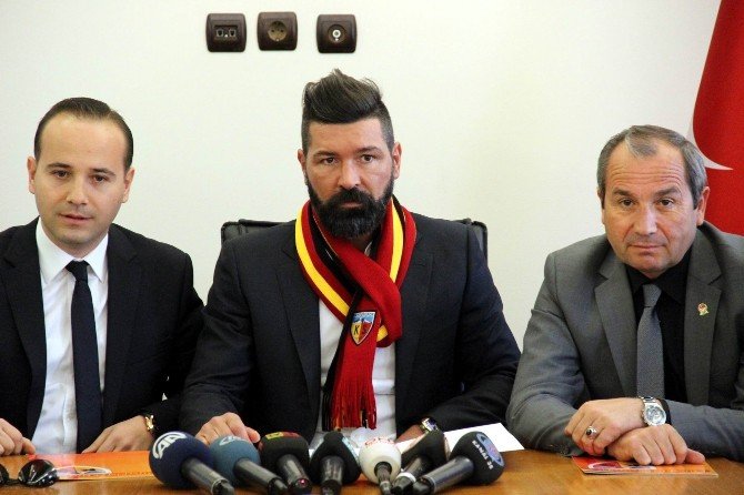Kayserispor Hakan Kutlu’ya Emanet