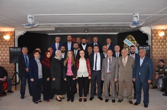 Ak Parti Safranbolu İlçe Başkanlığı Yeni Yönetim Kurulu Üyelerini Tanıttı