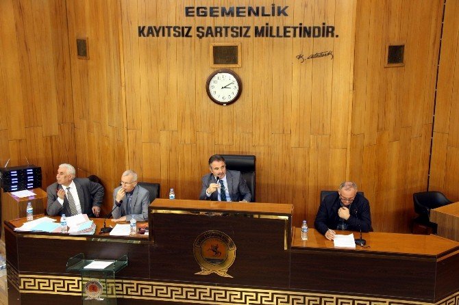 Komisyondan Bütün Maddelere Oy Birliği İle Kabul