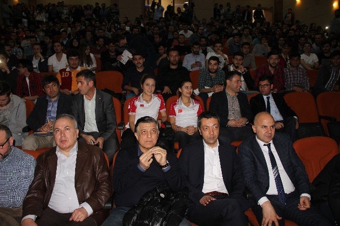 Yılmaz Vural, Kovulduğunu Dişçi Koltuğunda Öğrenmiş