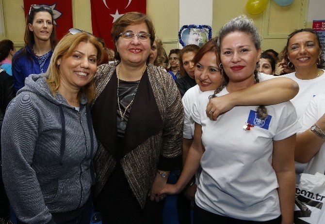 ’Ver Kiloyu Al Altını’ Yarışmasıyla 976 Kilo Verdiler