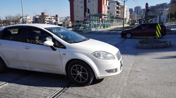 Hemzemin Geçitlerde Baskı Beton Çalışması Devam Ediyor