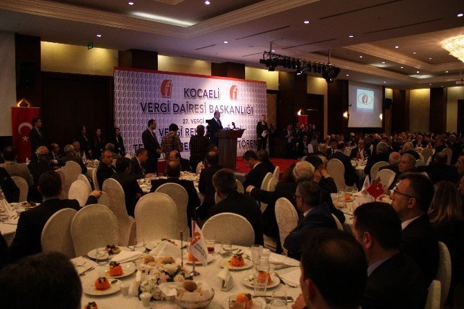 Bakan Elitaş Ve Işık, Kocaeli’de Vergi Rekortmenlerini Ödüllendirdi