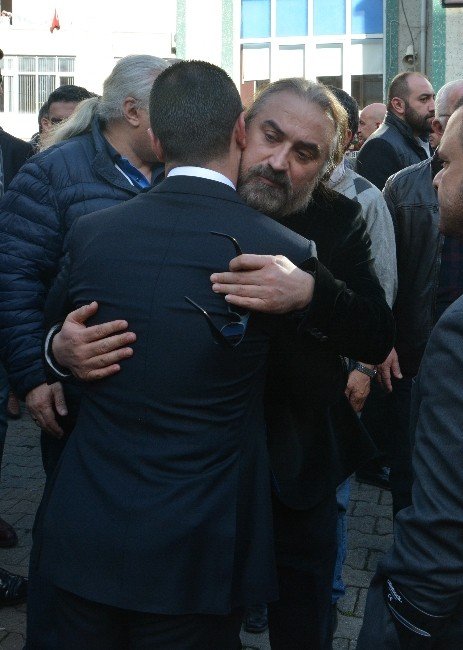 Ünlü Sanatçı Volkan Konak’ın Anne Acısı