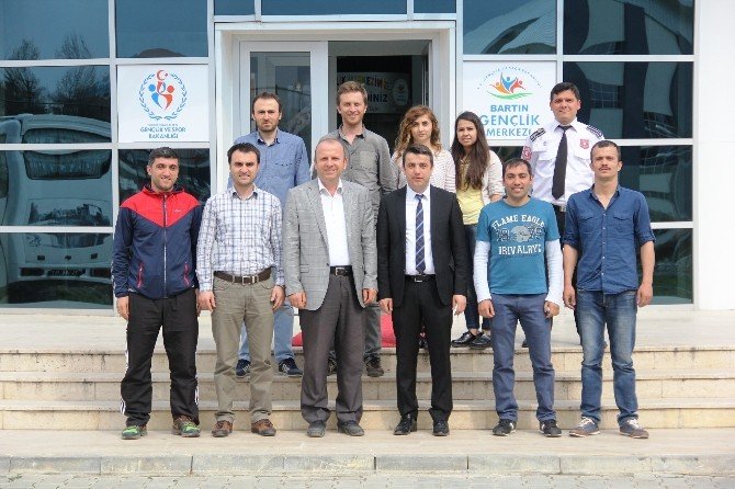 Yıldırım’dan Gençlik Merkezine Ziyaret