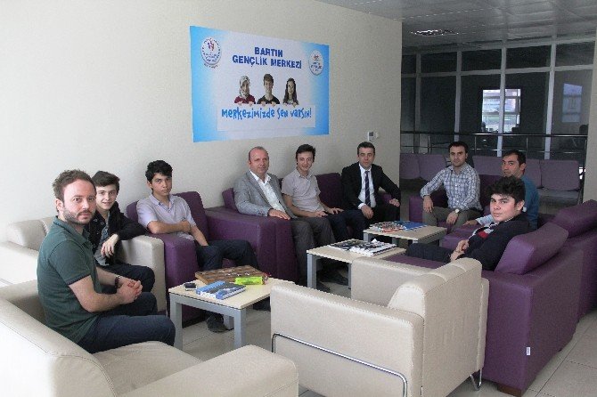 Yıldırım’dan Gençlik Merkezine Ziyaret