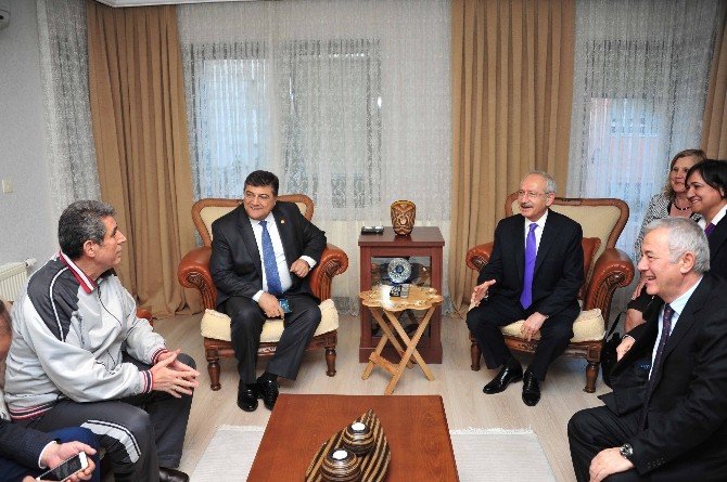 Kılıçdaroğlu’ndan Chp’li Başkana Geçmiş Olsun Ziyareti
