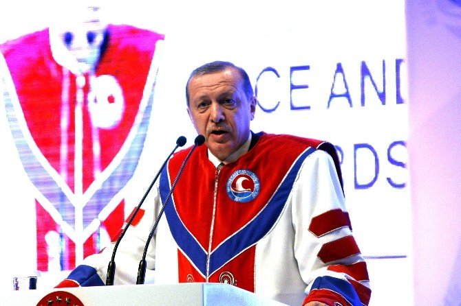Cumhurbaşkanı Erdoğan’a Makü’den Fahri Doktora Payesi