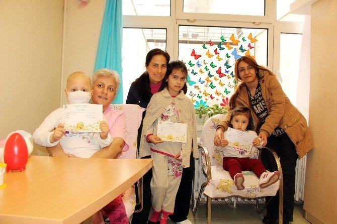 Bu Hastanede Çocuklar Ağlamadan Kan Veriyor