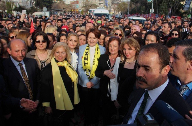 Tekirdağ’da Meral Akşener İzdihamı