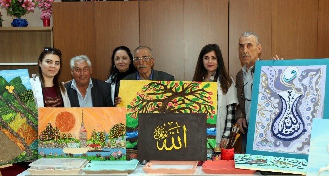 Yaşlıların Ergoterapi Dersinden Sanat Eserleri Çıktı