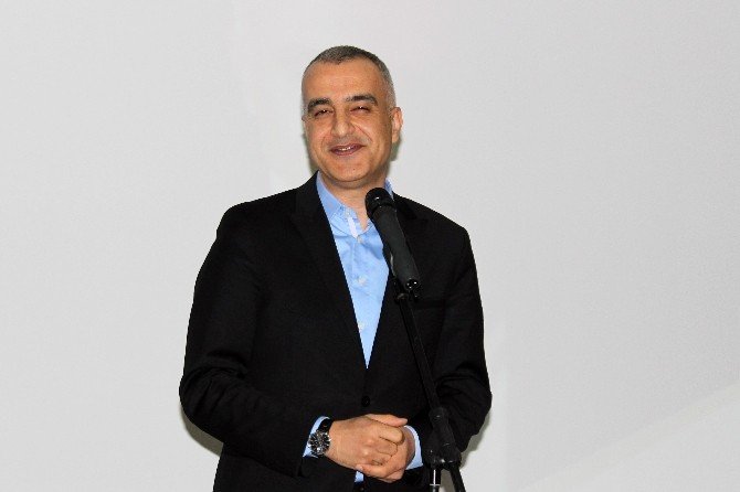 Bekir Develi Gümüşhane’de Gençlerle Buluştu