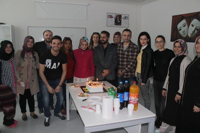 İşaret Dili Kursiyerleri Sertifikalarını Aldı