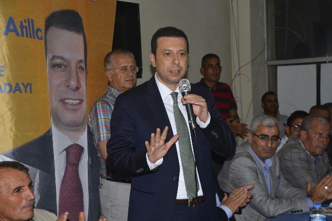 Ak Partili Kaya, İzmir’de Gençlerle Bir Araya Geldi