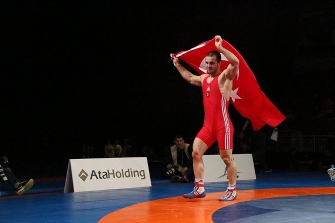 Avrupa Üçüncüsü Aslan Atem