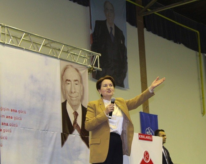 Akşener Kırklareli’de Partililere İle Bir Araya Geldi