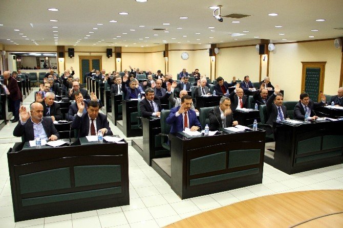 Başkan Yılmaz: “Çok Zorda Kalmadıkça Kredi Kullanmayalım”