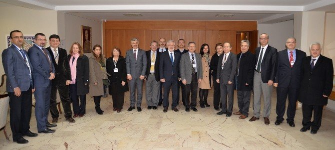 Ulcay: “Yeni Mezunların Hemen Sektörü Kurtarması Bekleniyor”
