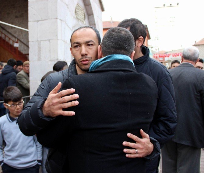 Umut Bulut: “İnşallah Babam İmanlı Bir Şekilde Ölmüştür”
